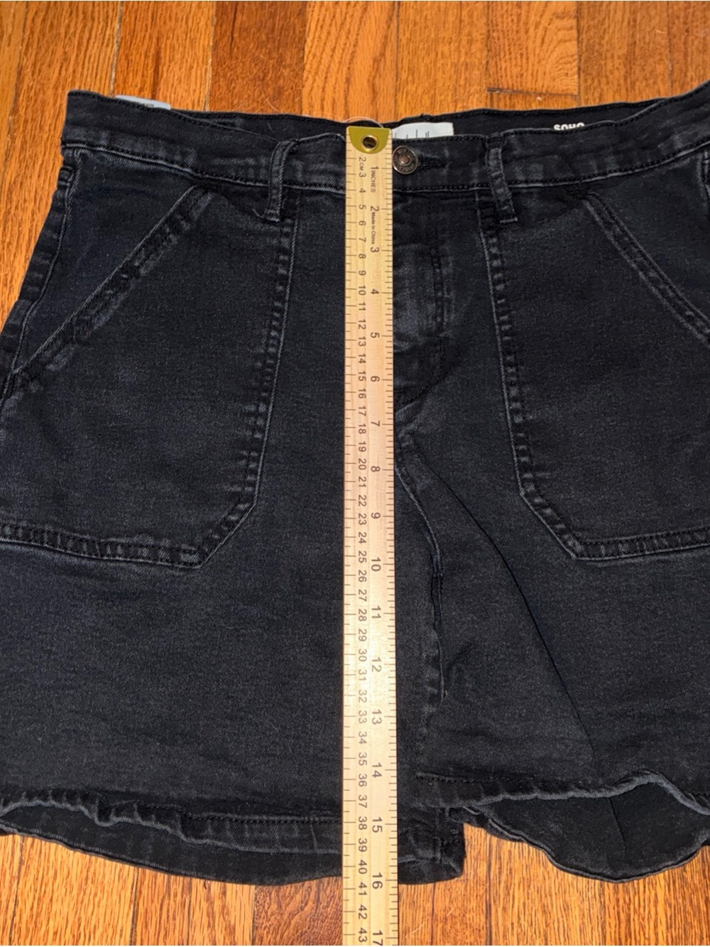 Nicole Miller Black Denim Mini Shorts - Picture 11 of 13
